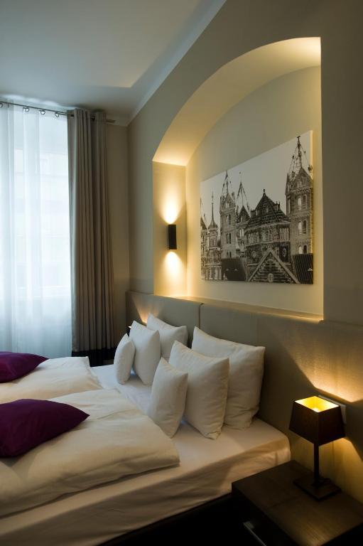 Hotel Residenz Am Koenigsplatz Speyer Quarto foto
